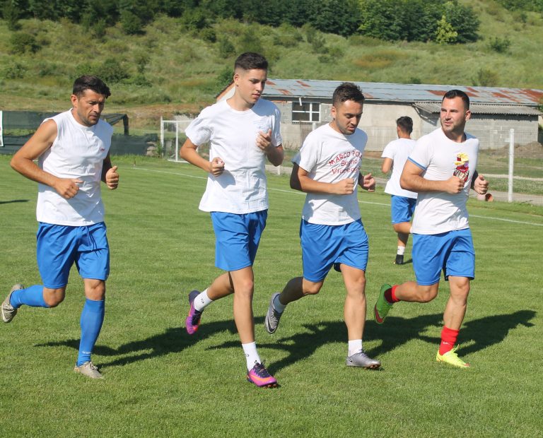 Reunire la FC Aninoasa. Care sunt noutăţile din lot | GALERIE FOTO