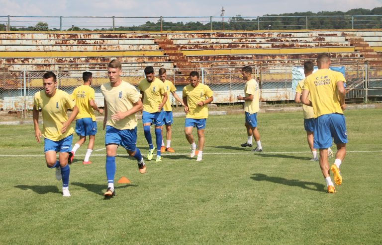 Reunire cu gânduri de promovare! Flacăra Moreni reia antrenamentele pentru noul sezon