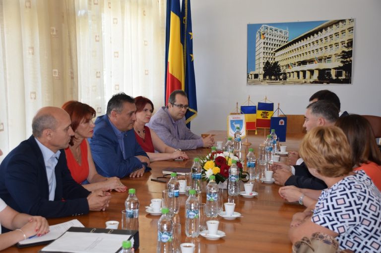 Vizită de lucru a unei delegații din Moldova la Consiliul Județean Dâmbovița