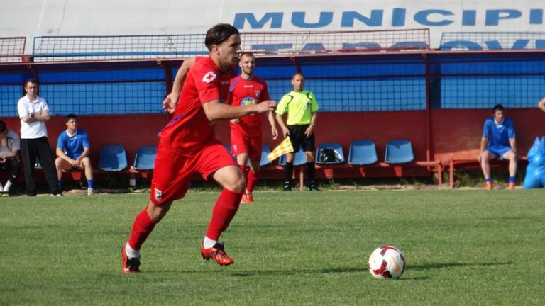 Încă o achiziție pentru Flacăra Moreni! Sub comanda lui Paraschiv a ajuns un fundaș central