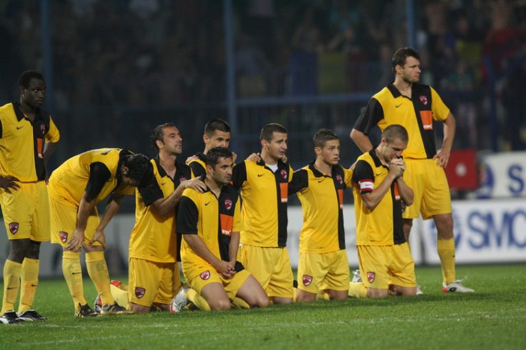 Joc memorabil: Slovan Liberec – Dinamo, un meci cu 20 de penalty-uri | VIDEO