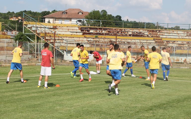 Flacăra Moreni a pierdut cu Farul Constanța