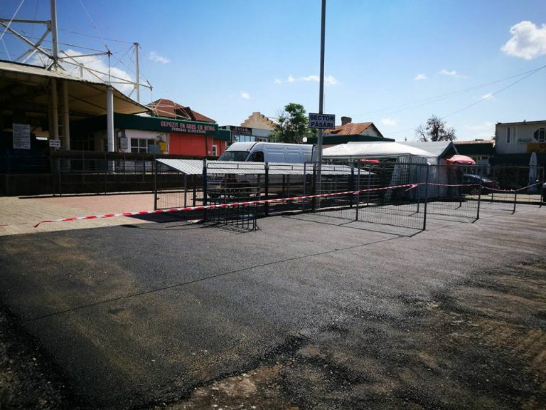 TÂRGOVIŞTE: Lucrări la Piaţa Bărăţiei | FOTO