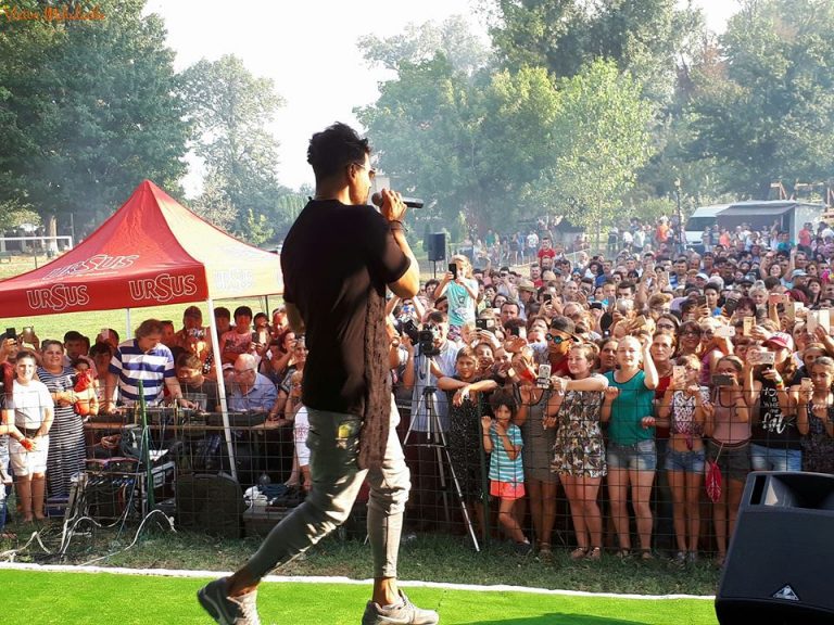 Connect-R a cântat în Dâmboviţa