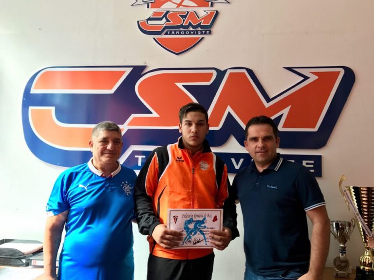 Andrei Grigore va reprezenta România la Campionatul European de box. “Are stil cubanez”