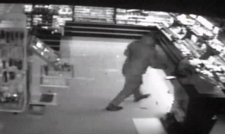 DÂMBOVIȚA: Ca în filme! A jefuit magazinul la care lucra. Cum spera să scape făptașul. Polițiștii de la investigații criminale nu s-au lăsat păcăliți