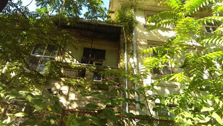 Fostă secție medicală din Târgoviște, imagine deplorabilă | GALERIE FOTO