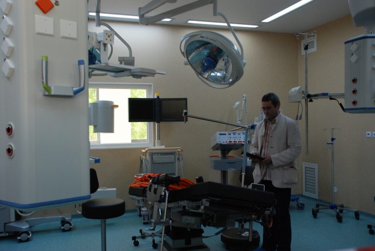 600 de medici și asistenți medicali din Dâmbovița, la perfecționare pe fonduri europene