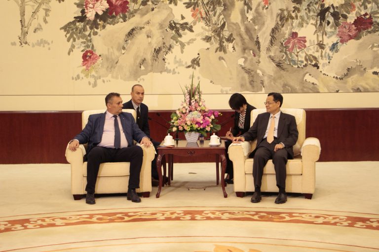 Ce a făcut conducerea județului Dâmboviţa în China