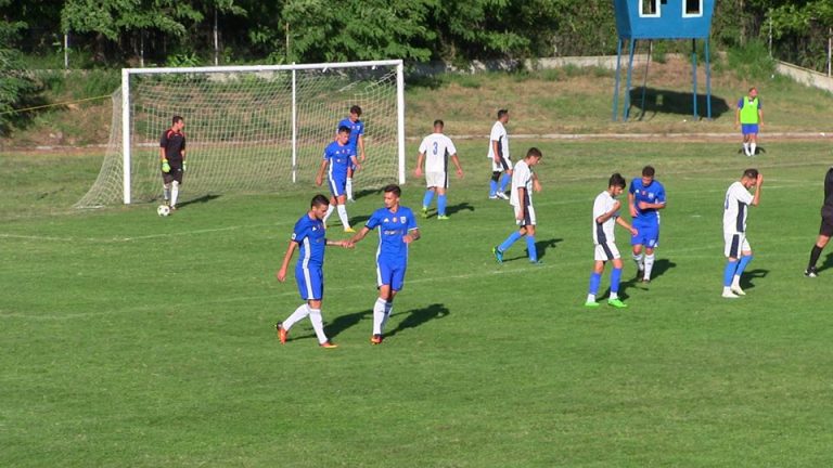 Meci amical de lux la Găeşti! Echipa locală a jucat cu Universitatea Craiova, una dintre cele mai iubite echipe din fotbalul românesc