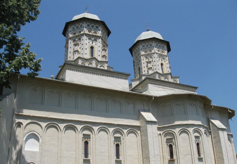 Eveniment religios la Târgoviște. Ctitoria domnitorului Vasile Lupu va fi resfințită