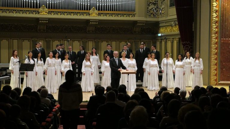 Cel mai important Cor de Cameră din România vine la Târgovişte