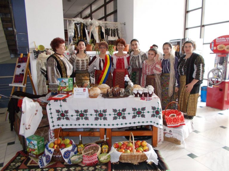 Festivalul plăcintelor de la Cândești. ”Acasă se întâmplă lucruri dintre cele mai frumoase” | FOTO