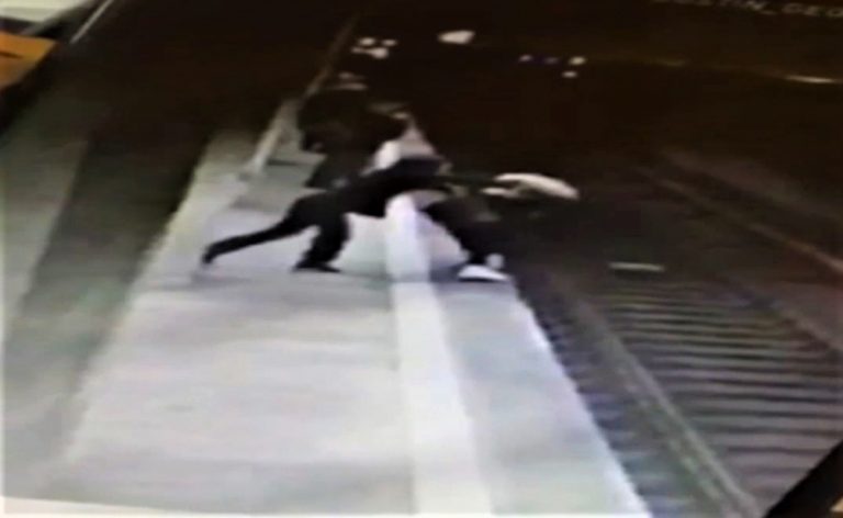 Apelul dureros al tatălui Alexandrei, fata care i-a supravieţuit miraculos ucigaşei de la metrou