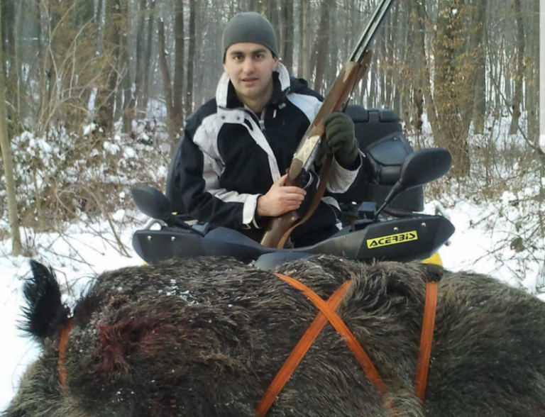 DÂMBOVIŢA: Glonţul l-a nimerit în inimă pe tânărul împuşcat în Ajunul Crăciunului. Nu a avut nicio şansă