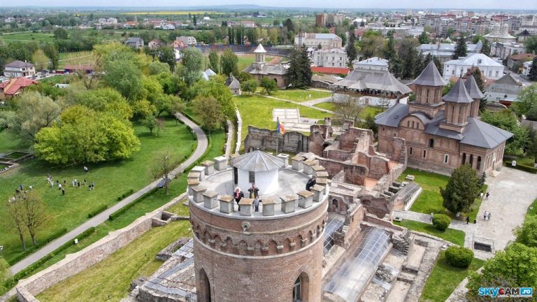 Patru monumente de la Curtea Domnească vor fi restaurate cu bani europeni