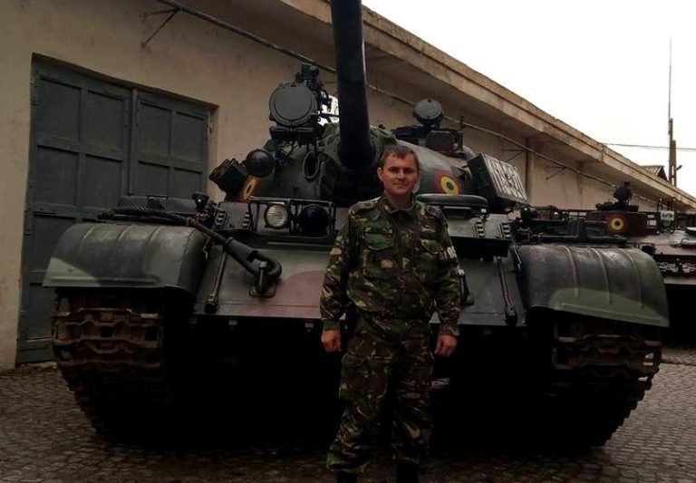 Noi dezvăluiri în cazul militarului ucigaș. Fosta soţie a fost nevoită să fugă din ţară de teama lui