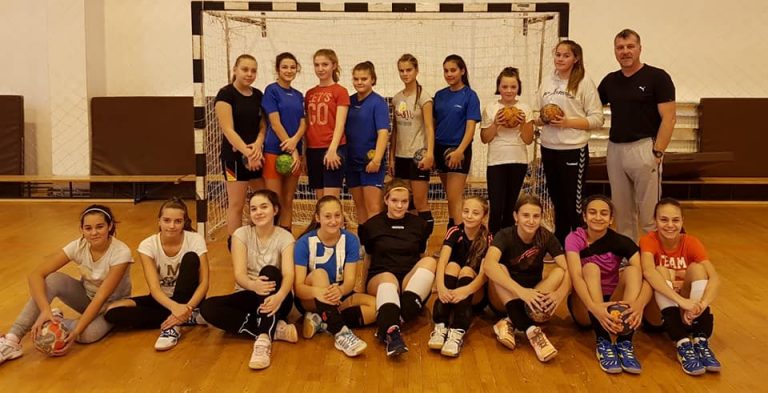 Adrian Apostol, șlefuitorul de talente al secției de handbal de la CSŞ Târgoviște. “Dacă nu se investește în sportivi nu putem avea rezultate niciodată”