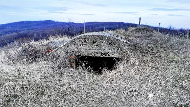 Cazematele nemţeşti și crucea legionarilor de la Moreni