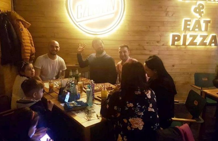 TÂRGOVIŞTE: Momente de satisfacţie şi bucurie la Pizzeria Point