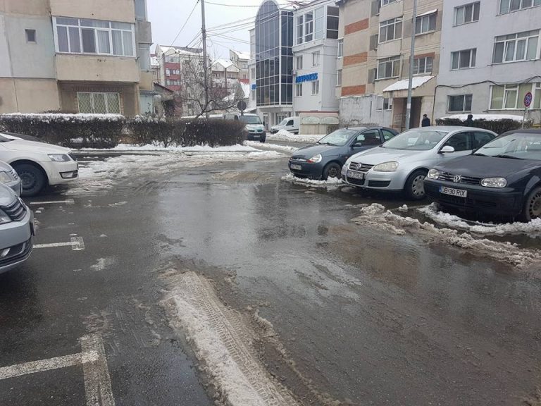 În Târgoviște, lupta cu zăpada a rămas (doar) în cârca administrației?