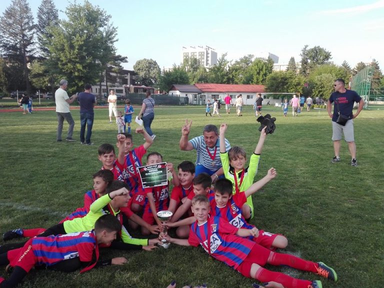 Juniorii G de la Chindia Târgoviște, cei mai buni la Kids Cup – Stelele viitorului! Ion Ene: “S-au comportat foarte bine și au devenit învingători”