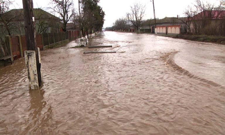 Pericol de inundaţii în Dâmboviţa