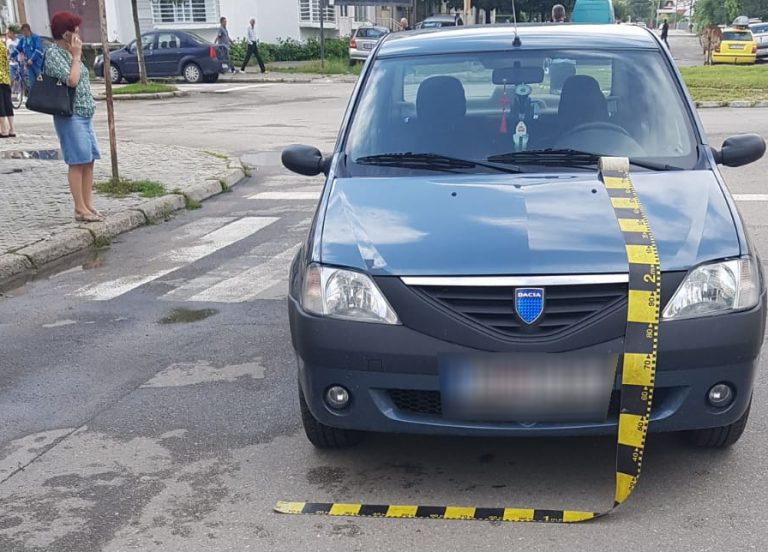 Femeie lovită pe trecere de pietoni la Moreni | FOTO