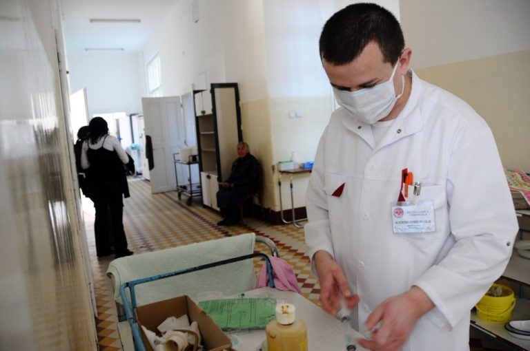 Epidemie de gripă în România. Numărul deceselor a ajuns la 56. Recomandările medicilor dâmbovițeni de sănătate publică