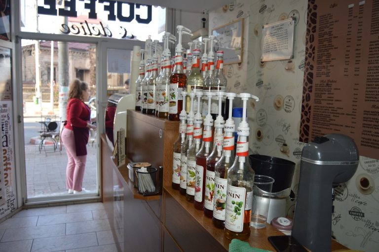TÂRGOVIŞTE: Primăvara vine cu produse și arome noi la L’Arôme du Café
