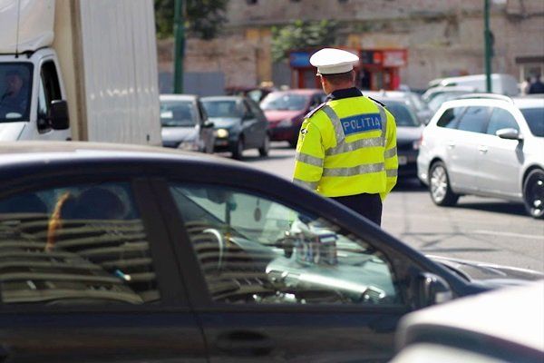 O acţiune a poliţiei din Dâmboviţa s-a lăsat cu peste 700 de amenzi