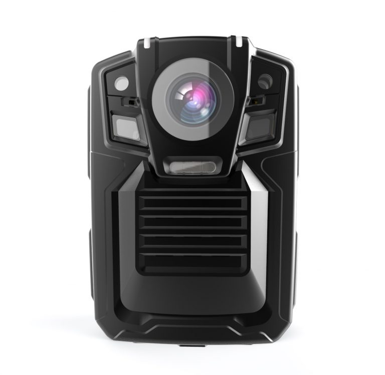 Cameră portabilă pentru poliţişti sau funcţionari cu statut special, doar în magazinele Comteleprest din Târgovişte. 16 mp, 2XIR lights night vision, rezistența IP57 apă/șocuri. Vezi toate caracteristicile