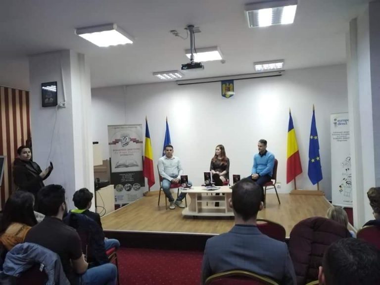 Lansare de carte la Târgoviște. ”Între uitare și tonuri de gri”, roman fascinant de ficțiune semnat Rose Black