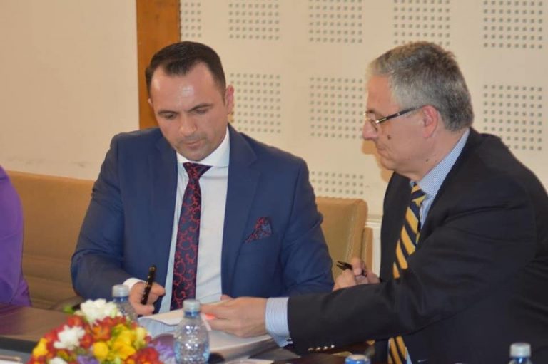 Primăria Târgoviște a semnat cel mai mare contract de finanțare cu fonduri europene alocat vreodată unei unități de învățământ din municipiu