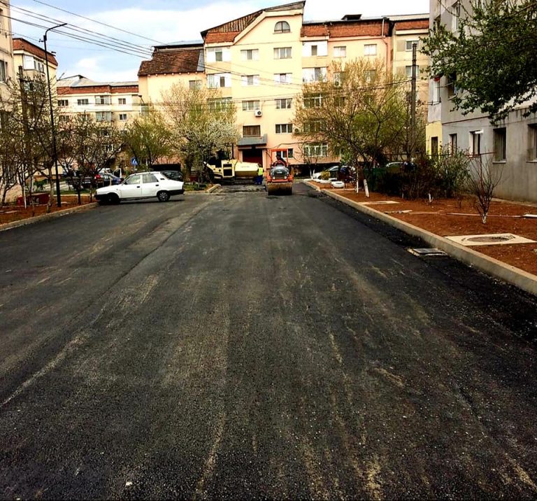 Au început lucrările la încă o parcare din Târgoviște. Zona va fi transformată radical