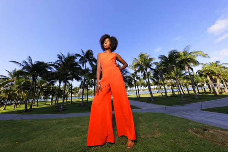 Fashion advice: Cum porti salopeta in sezonul cald?