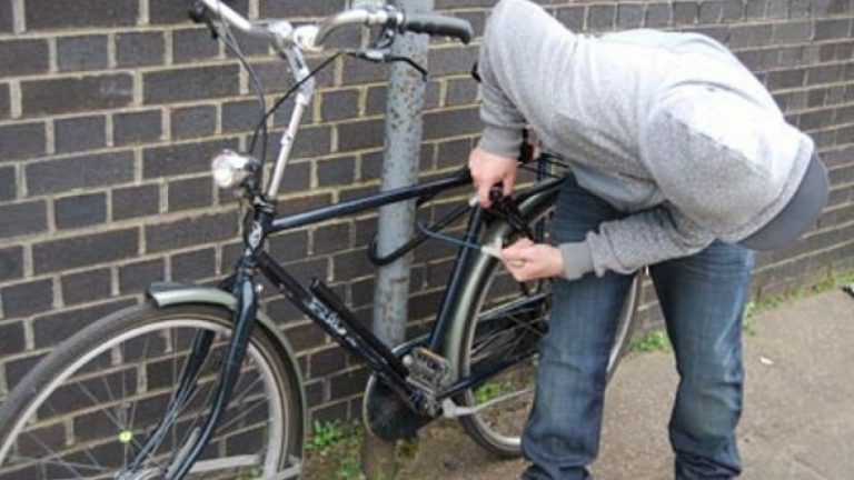 Dâmbovițean reținut de polițiștii pentru că a furat mai multe biciclete în ultima perioadă