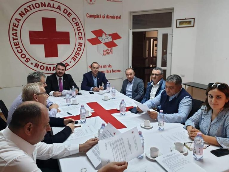 Crucea Roșie Dâmbovița va avea serviciu privat de ambulanță