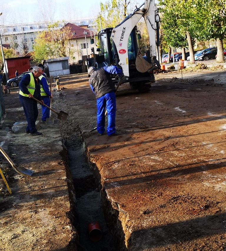 Reabilitări de străzi, parcări și locuri de joacă și în Micro IX Târgoviște