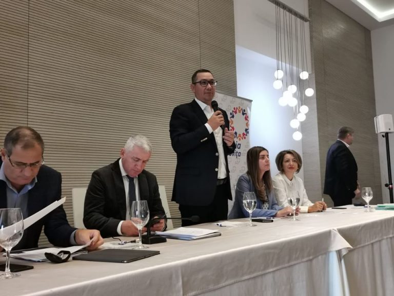 Prima întâlnire regională a Pro România, în Dâmbovița. Concluziile, prezentate de președintele Victor Ponta