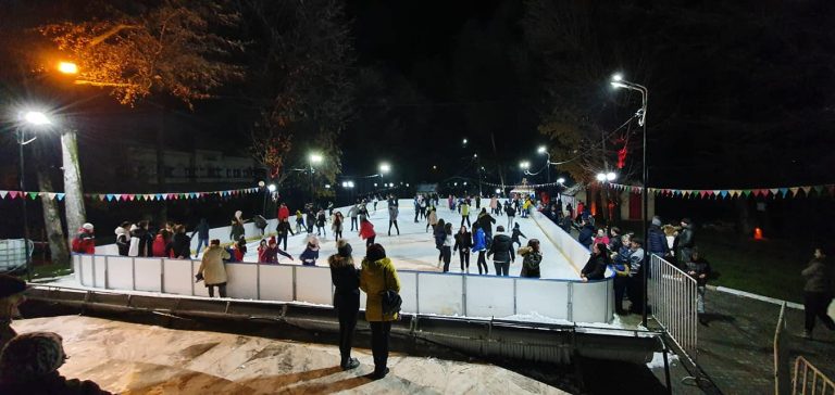 Cadou ”de sezon” pentru locuitorii de la Pucioasa, de Ziua Națională a României