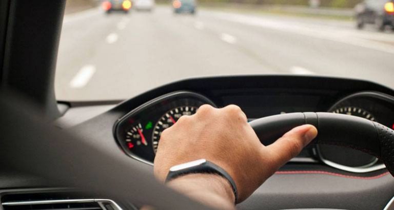 Un bărbat din Mătăsaru riscă închisoarea după ce a fost prins de polițiști conducând fără permis de conducere