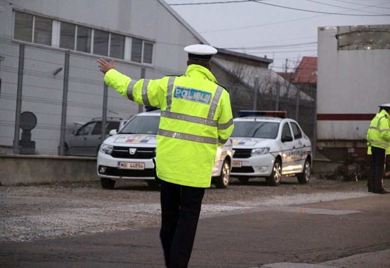 Trei șoferi dâmbovițeni au rămas fără permis de conducere în prima zi a minivacanței de Revelion