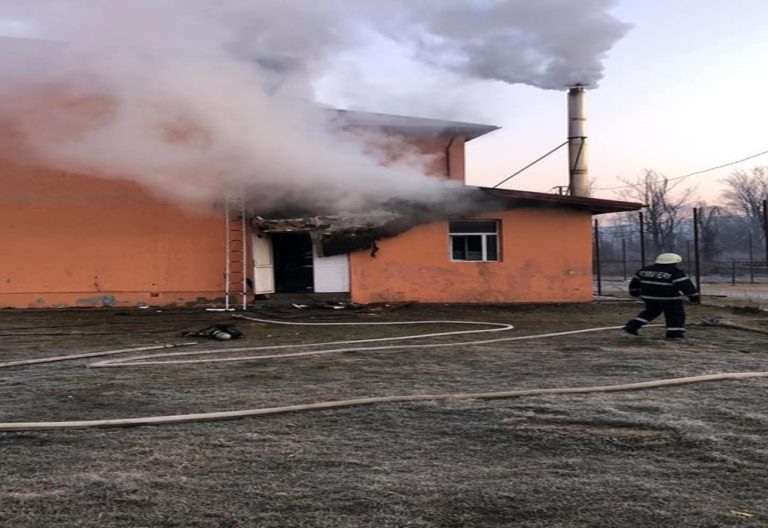 Incendiu la o școală generală din comuna Hulubești