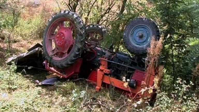 Bărbat din Cândești Vale, strivit de propriul tractor