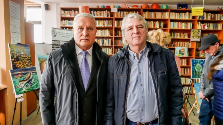 După șase decenii de pauză, la Titu, prima expoziție de pictură