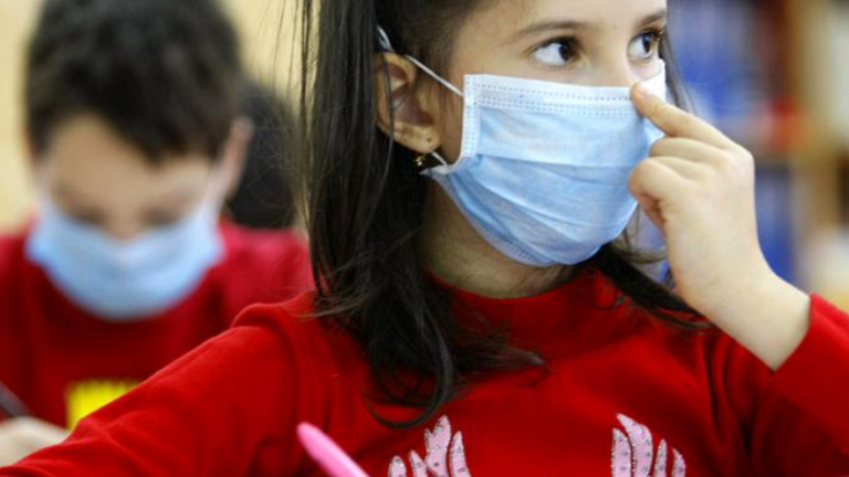 59 de cazuri de gripă la elevii din Dâmbovița, nicio școală nu este închisă