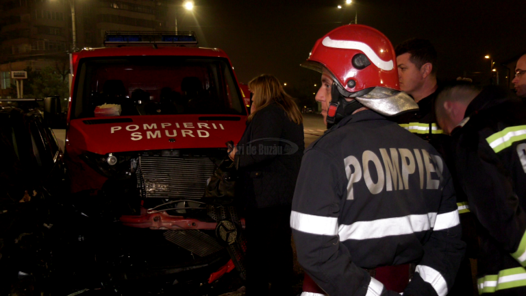 Pompierii dâmbovițeni, la datorie în ultimele 12 ore pentru înlăturarea efectelor fenomenelor meteo periculoase