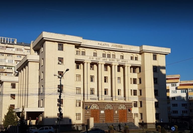 Judecătorii de la Tribunalul Dâmbovița suspendă protestul împotriva eliminării pensiilor speciale ale magistraților