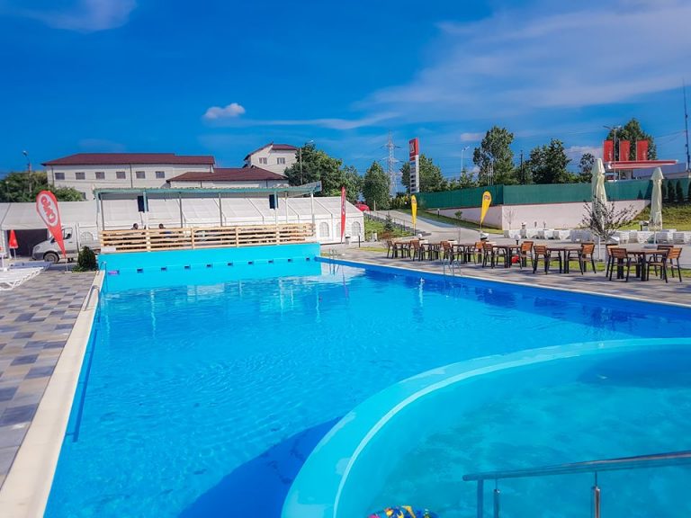 Spargere la restaurantul L’isola di Sardegna din Târgoviște. Hoții au furat bunuri în valoare de zeci de mii de euro